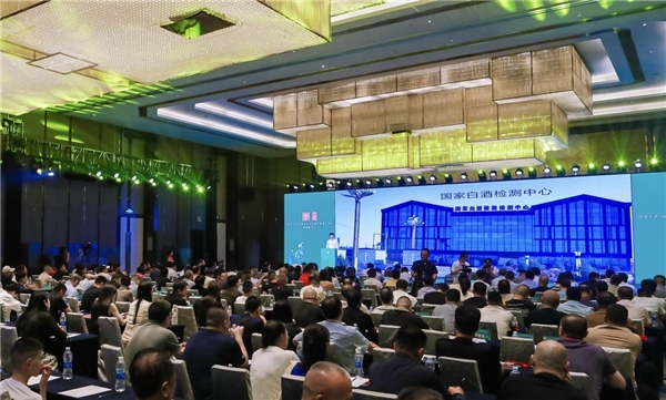 “汾清天下”全国行 第九站打卡郑州