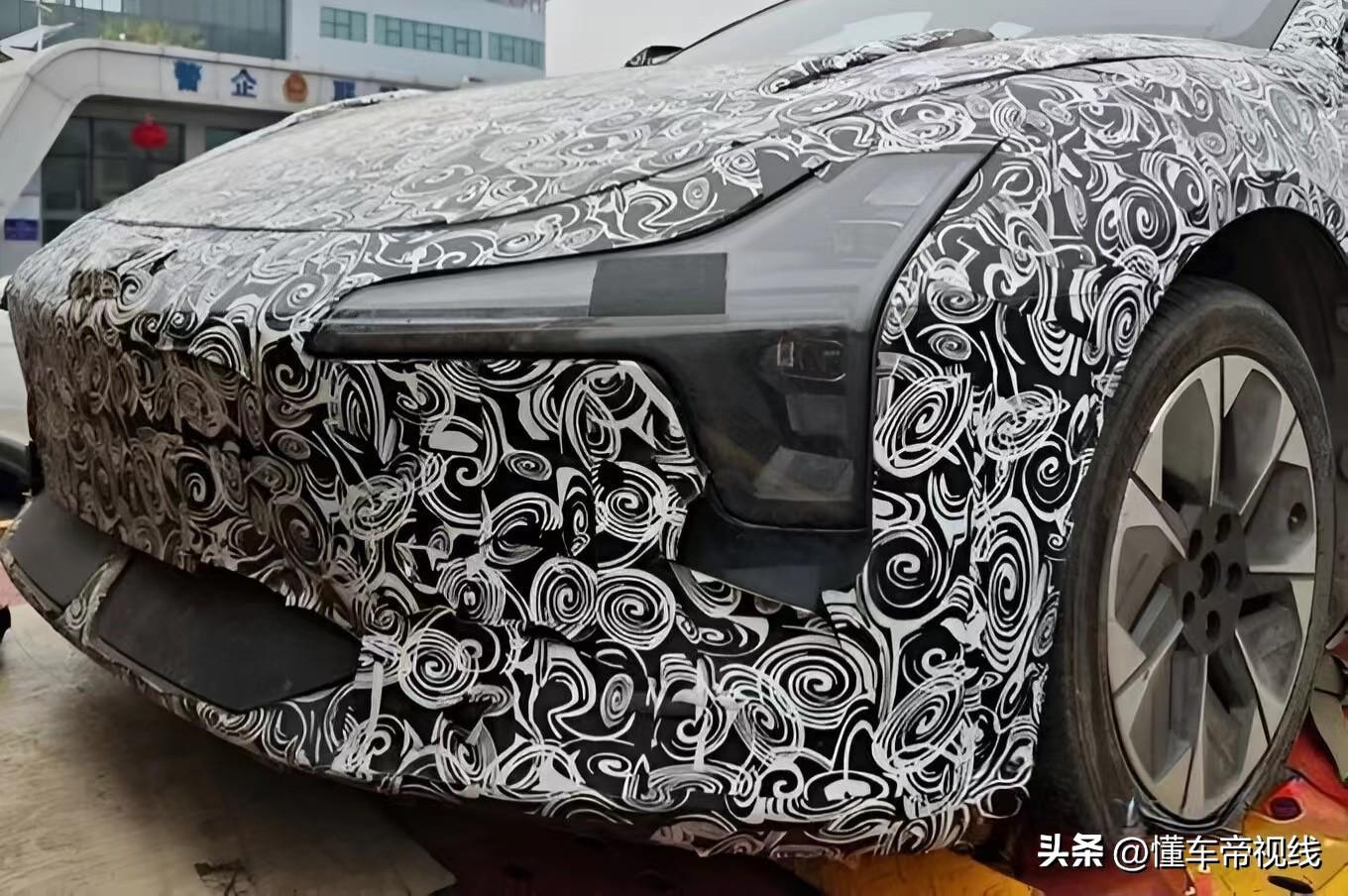 新车 | MONA首款产品+纯电中型轿车，小鹏汽车产品规划曝光