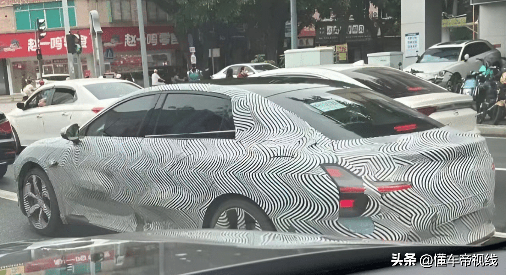 新车 | MONA首款产品+纯电中型轿车，小鹏汽车产品规划曝光