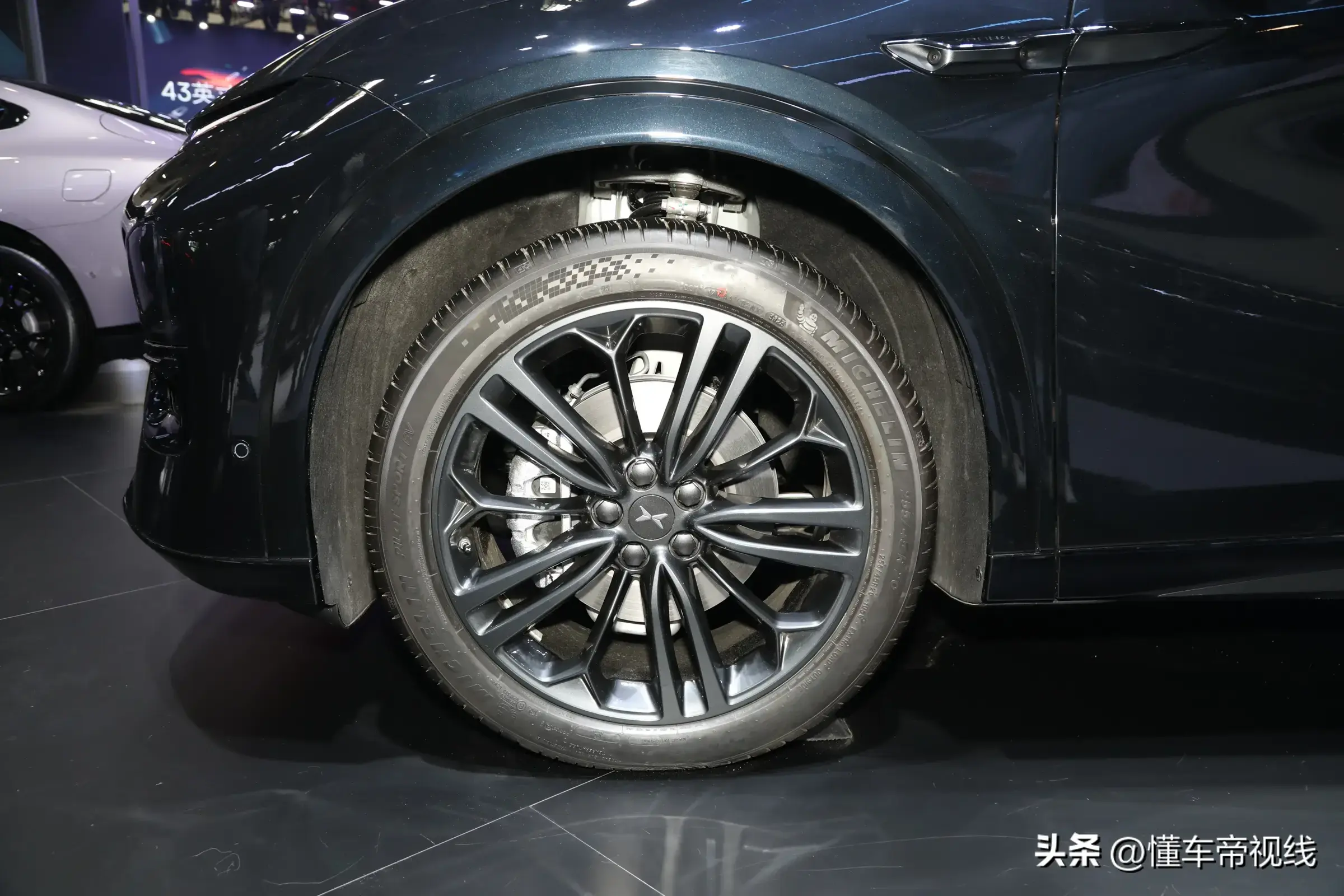 新车 | 售19.99万元起，全系可选装，小鹏G6“暗夜黑”亮相北京车展