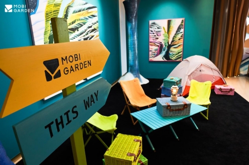 牧高笛MOBI GARDEN携手艺术家朱丽晴共同打造展览 《星际羁客：豪迈前程》于广州K11启幕