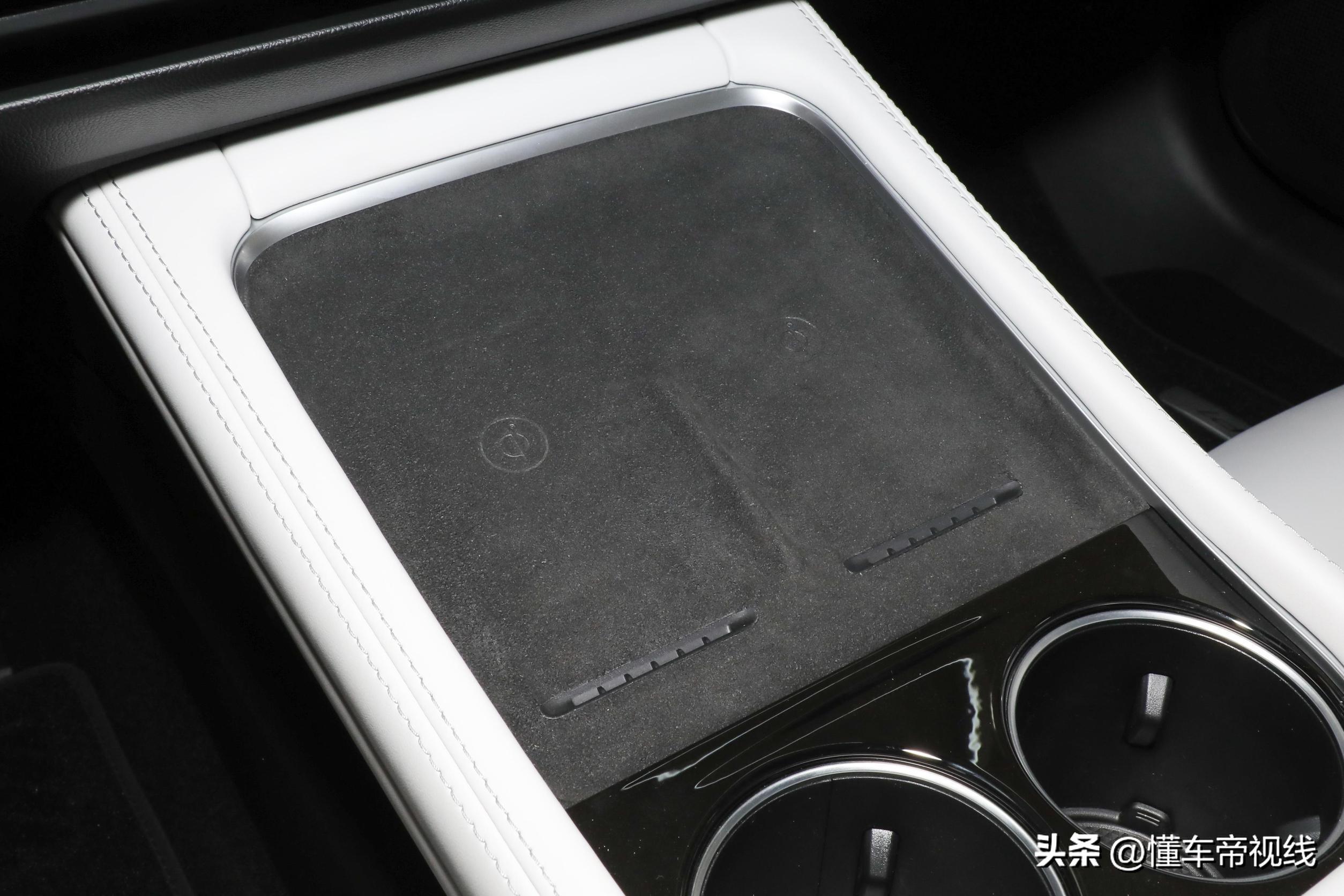 新车 | 限时优惠后售价24.99万元，小鹏P7i 702 Max鹏翼版上市