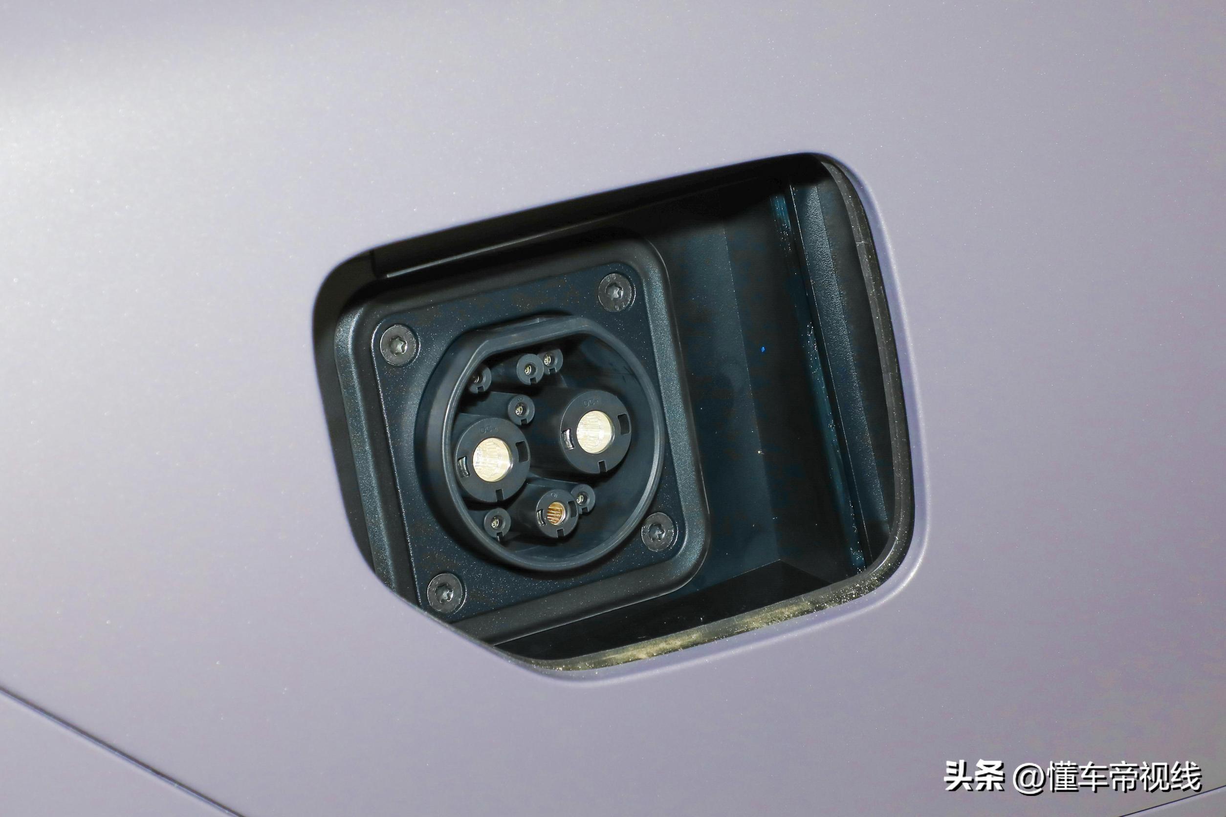 新车 | 限时优惠后售价24.99万元，小鹏P7i 702 Max鹏翼版上市