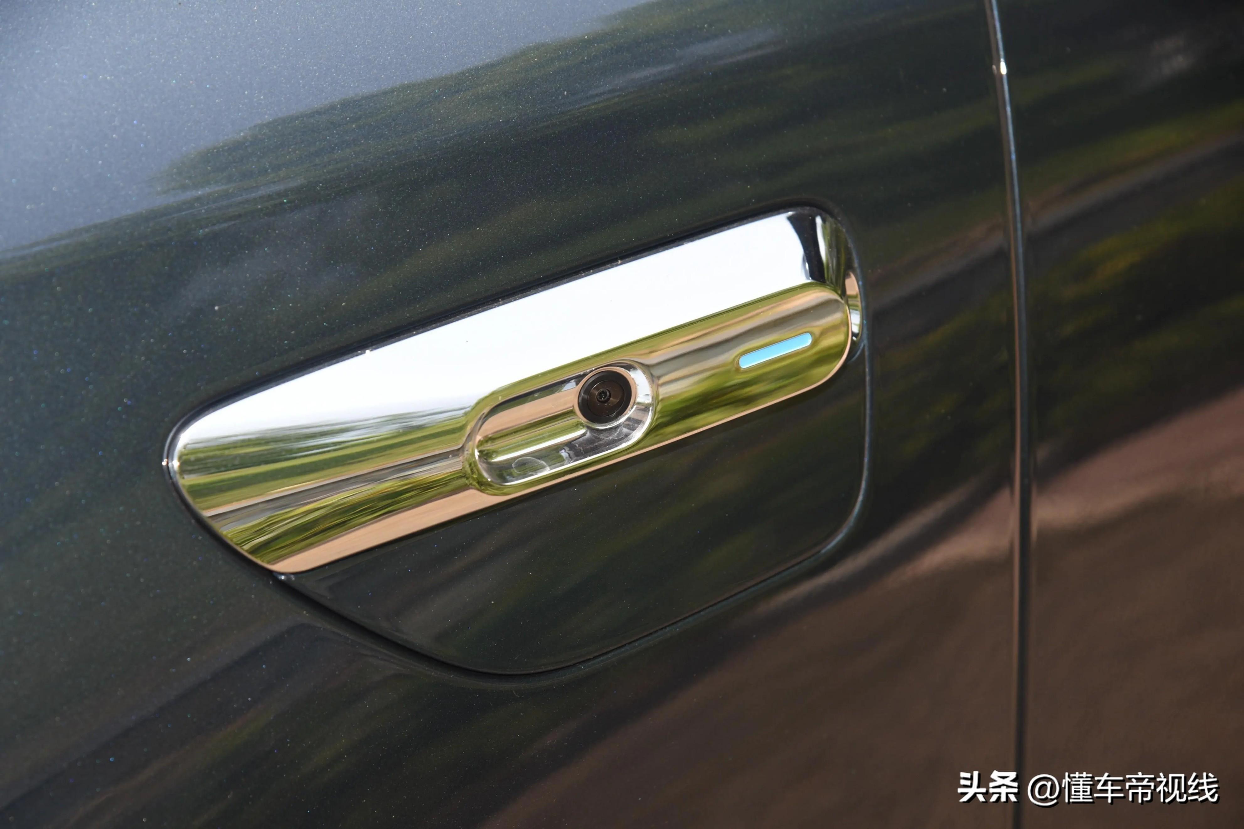 新车 | 售价28.98万元起/理想L6同级 新款问界M7开启首批交付