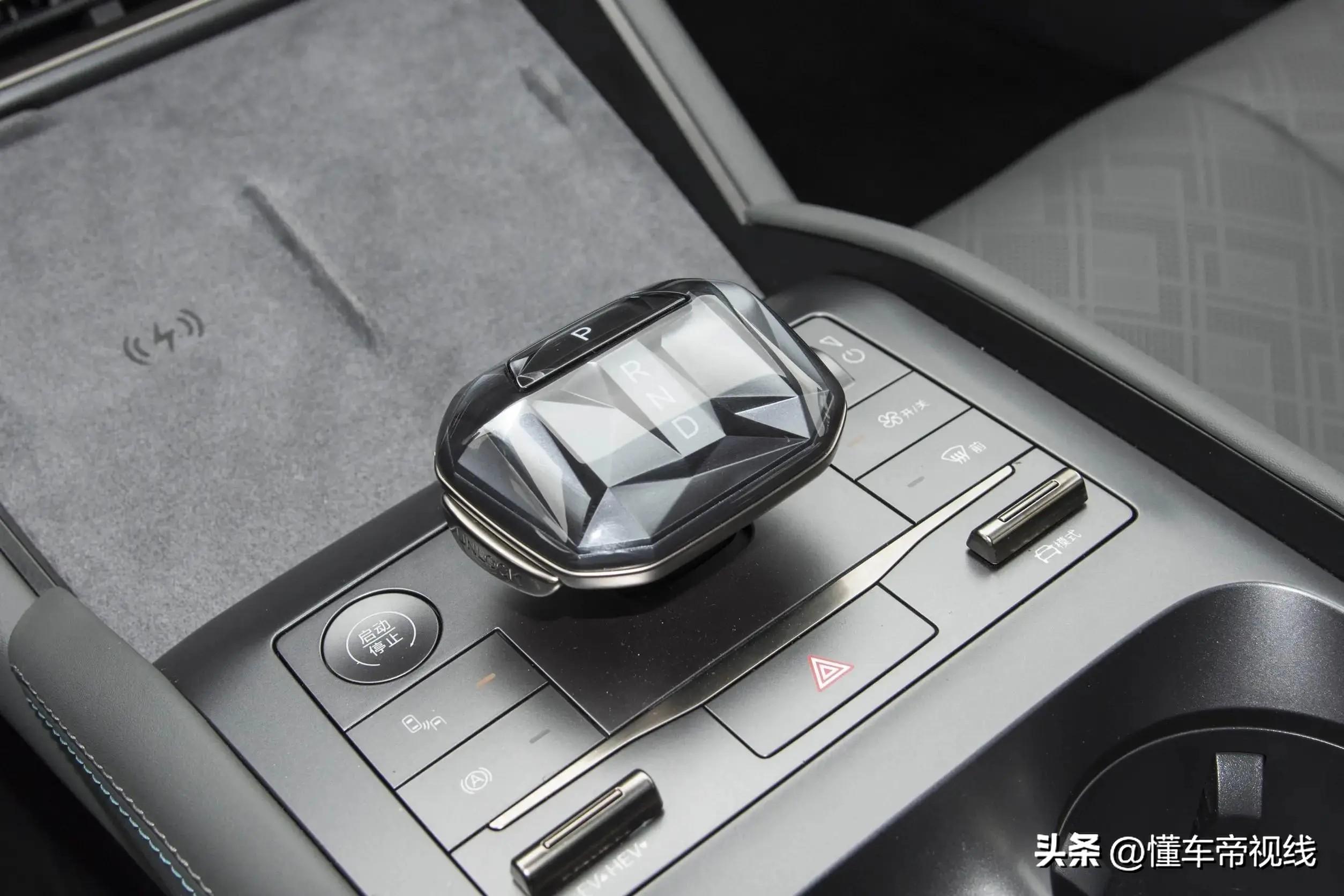 新车 | 售9.98万元起，比亚迪秦L DM-i正式上市，竞争雅阁、凯美瑞？