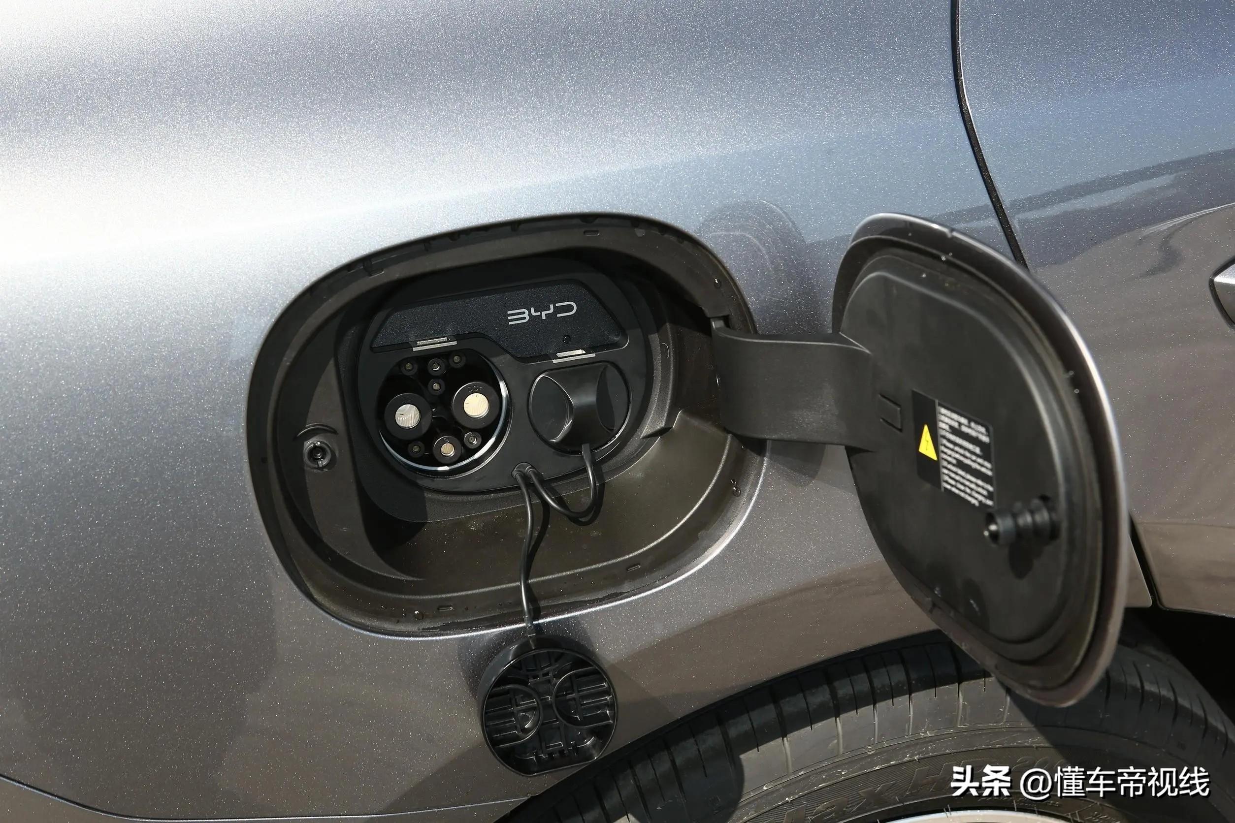 新车 | 售9.98万元起，比亚迪秦L DM-i正式上市，竞争雅阁、凯美瑞？