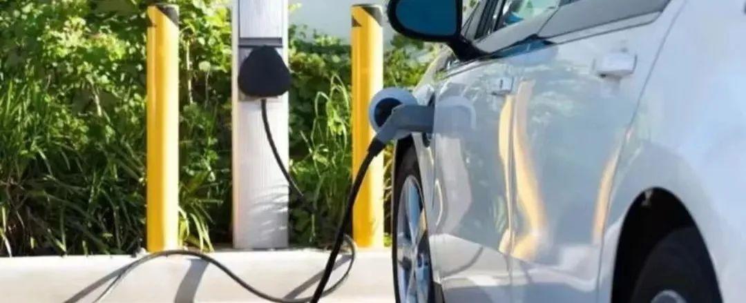 产销态势高涨的新能源汽车，性价比真的高吗？