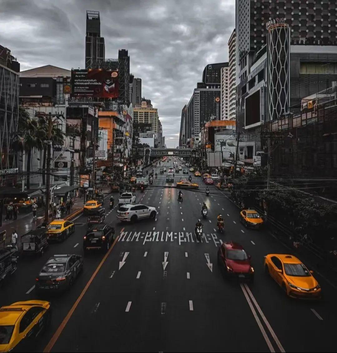 产销态势高涨的新能源汽车，性价比真的高吗？