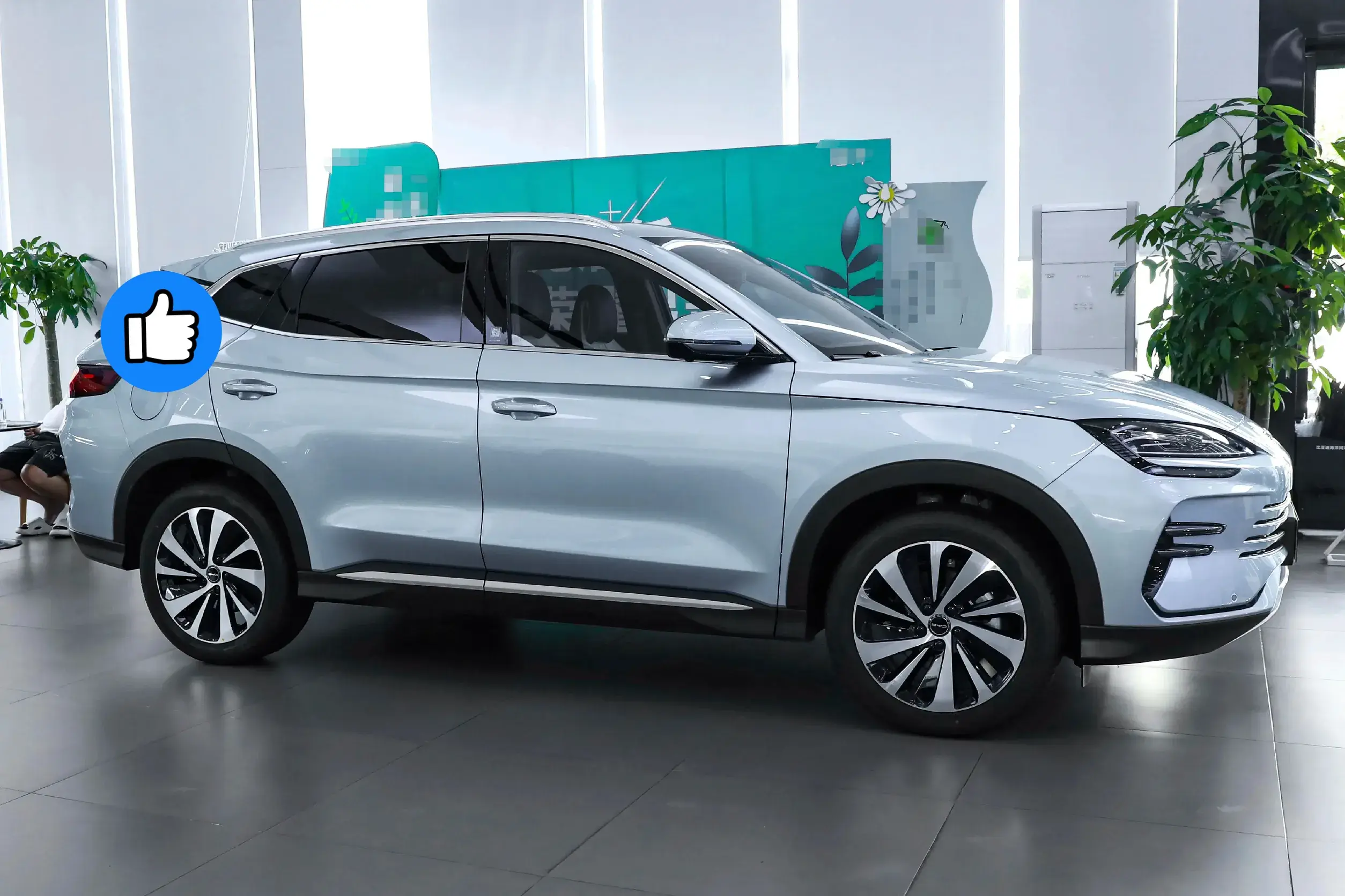 盘点2024年最热门的六款新能源汽车