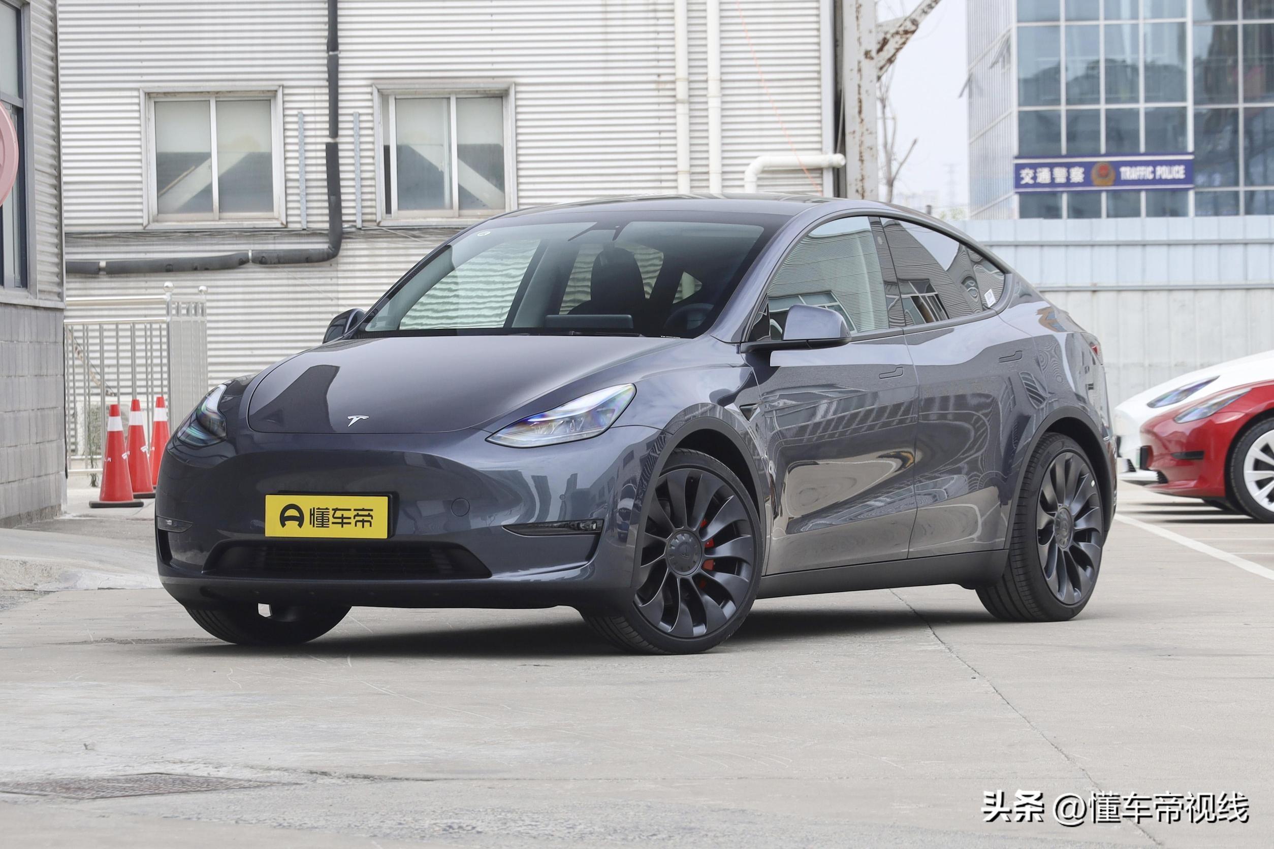 新车 | 31.98万元起售，五座中大型增程式SUV，理想L7实拍解析