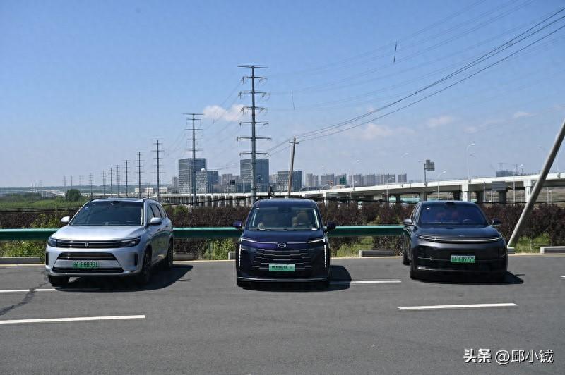 东北家庭喜欢“大车”，问界M7理想L7传祺E8谁是最优解？