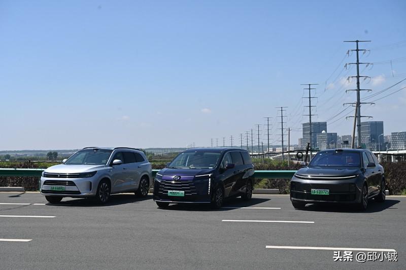 东北家庭喜欢“大车”，问界M7理想L7传祺E8谁是最优解？