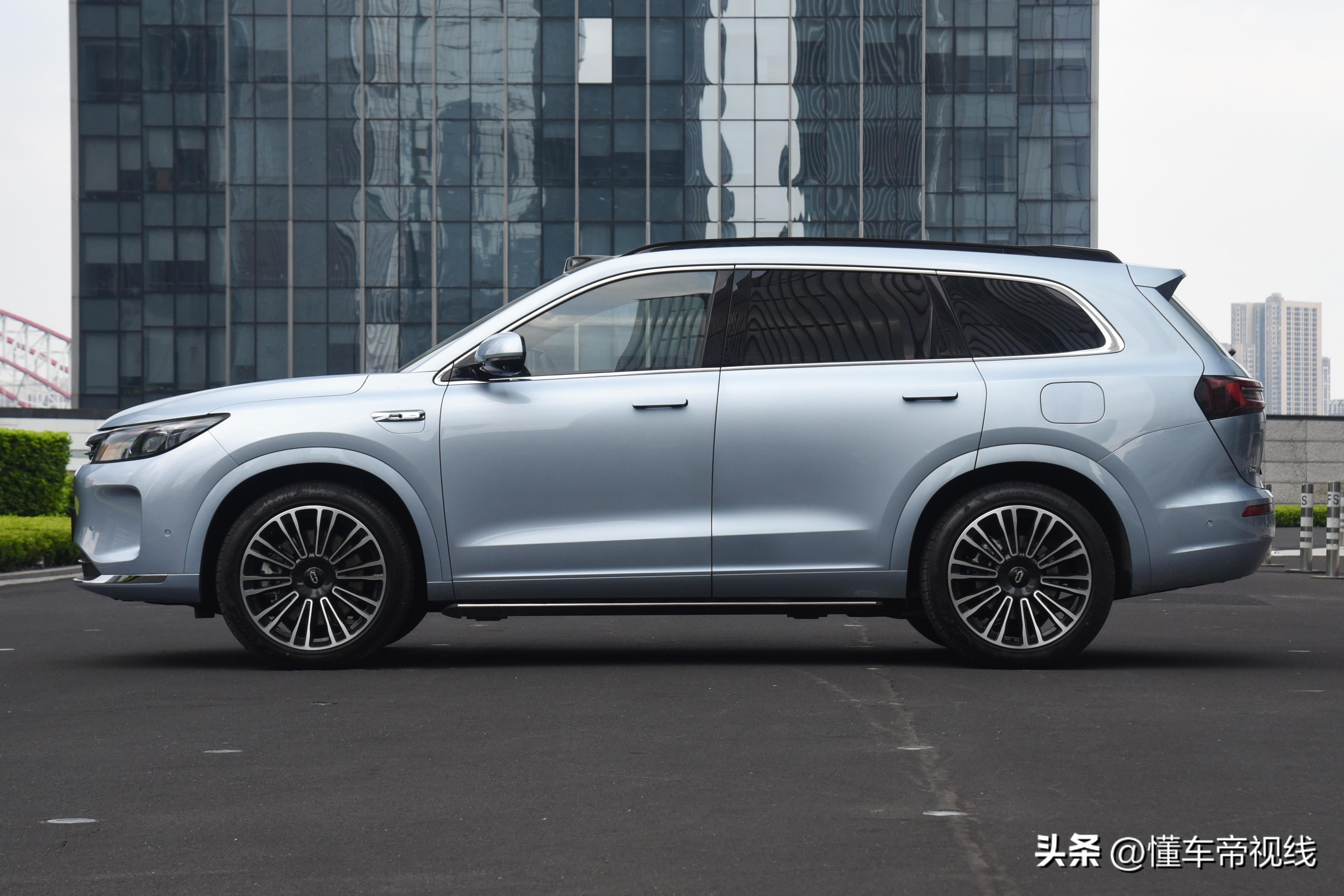 新车 | 售28.98万元起 新风格前脸/理想L6同级 新款AITO问界M7实拍