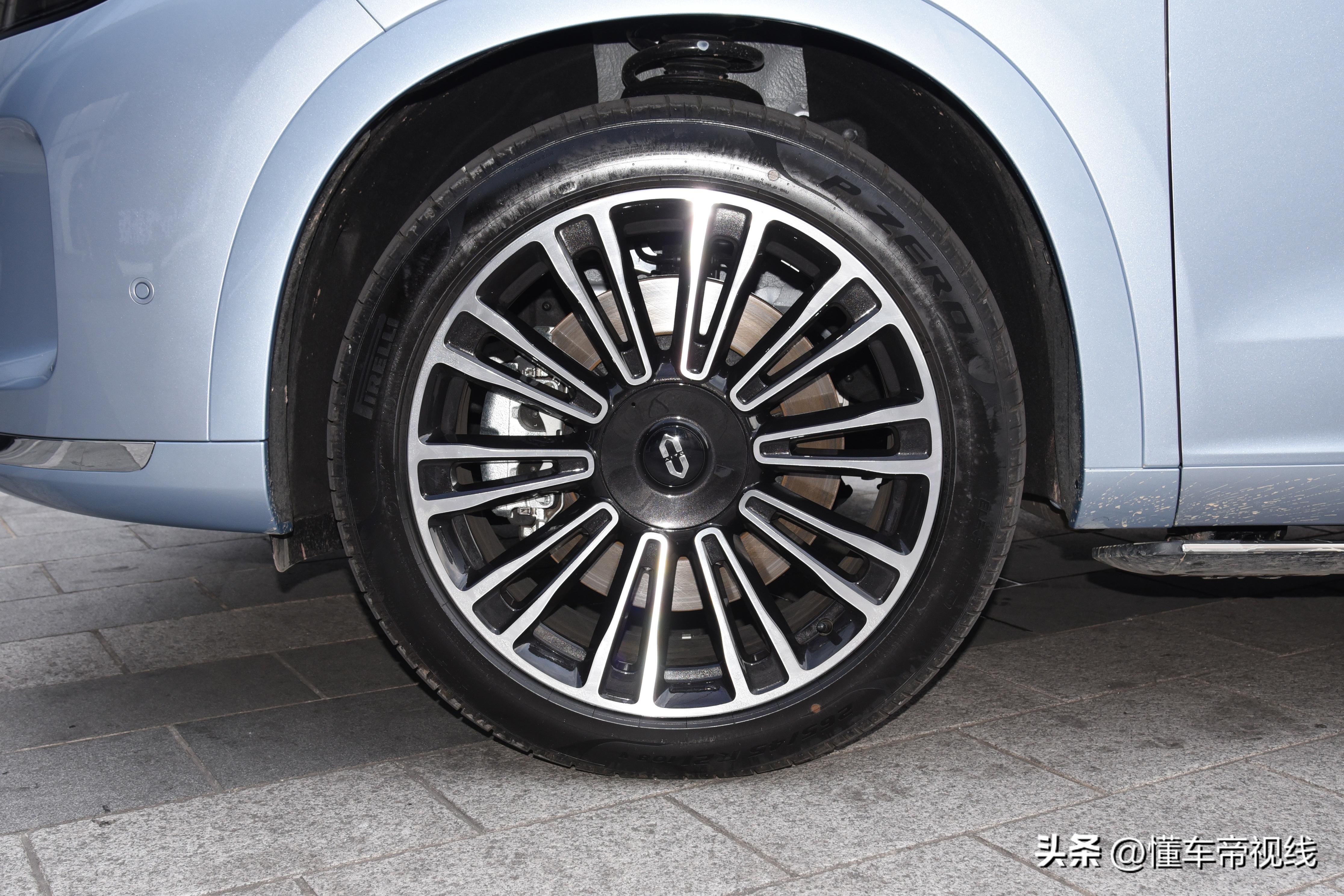新车 | 售28.98万元起 新风格前脸/理想L6同级 新款AITO问界M7实拍