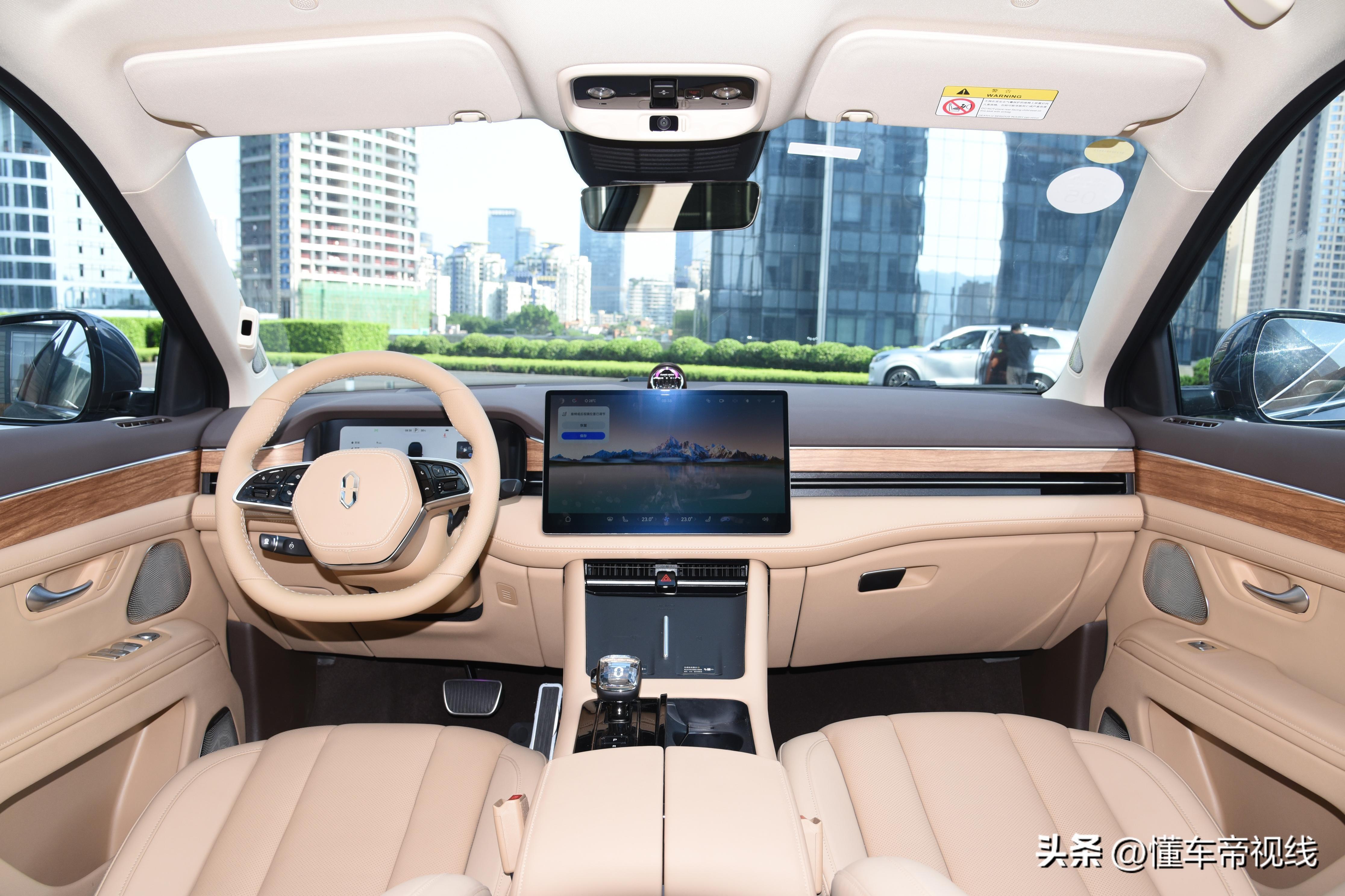 新车 | 售28.98万元起 新风格前脸/理想L6同级 新款AITO问界M7实拍