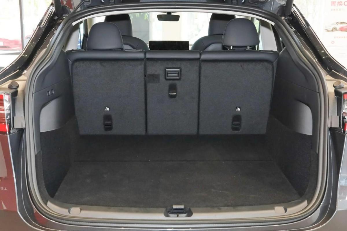 四车横评，昊铂HT、特斯拉Model Y、问界M7、极氪001，选谁更值？