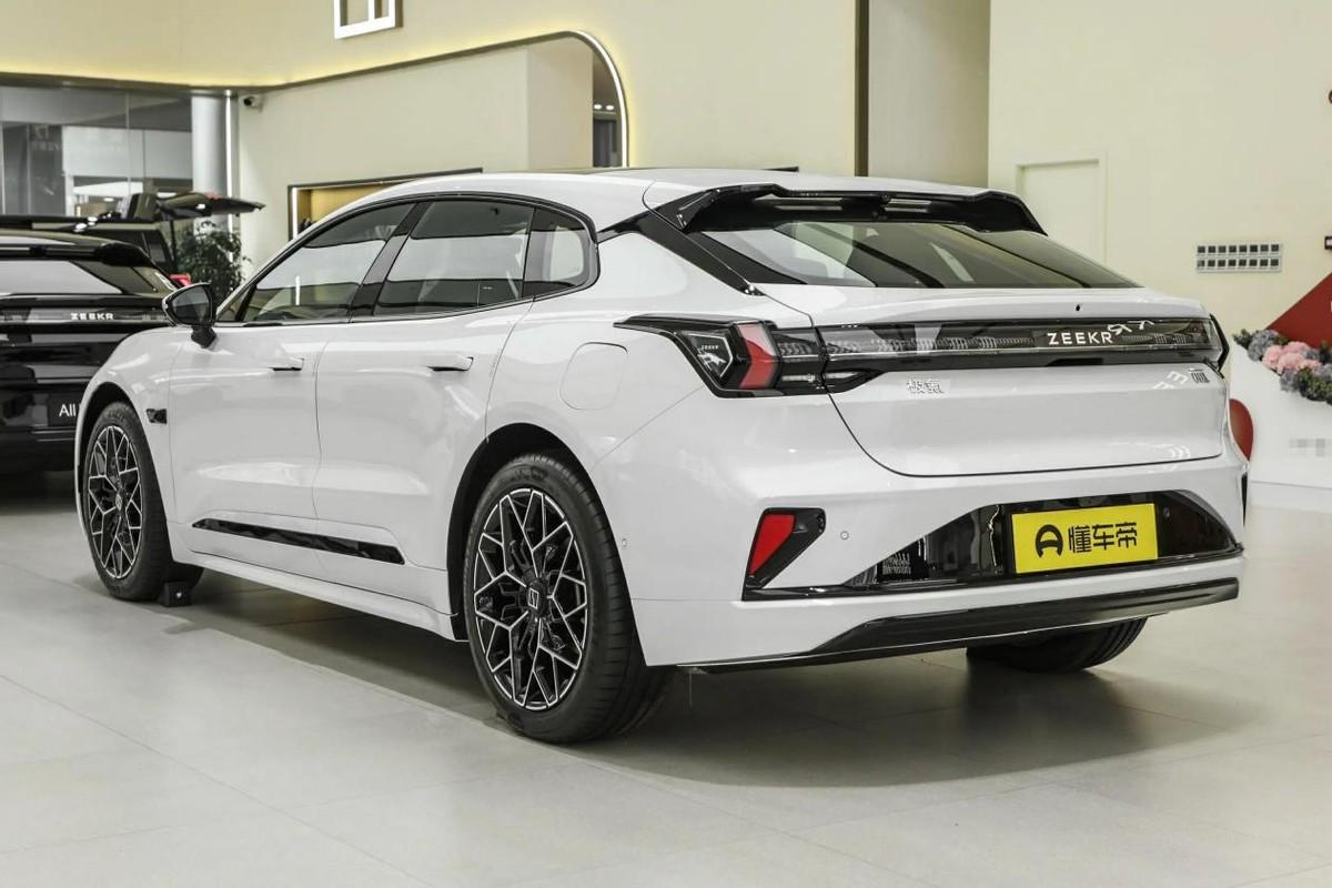 四车横评，昊铂HT、特斯拉Model Y、问界M7、极氪001，选谁更值？