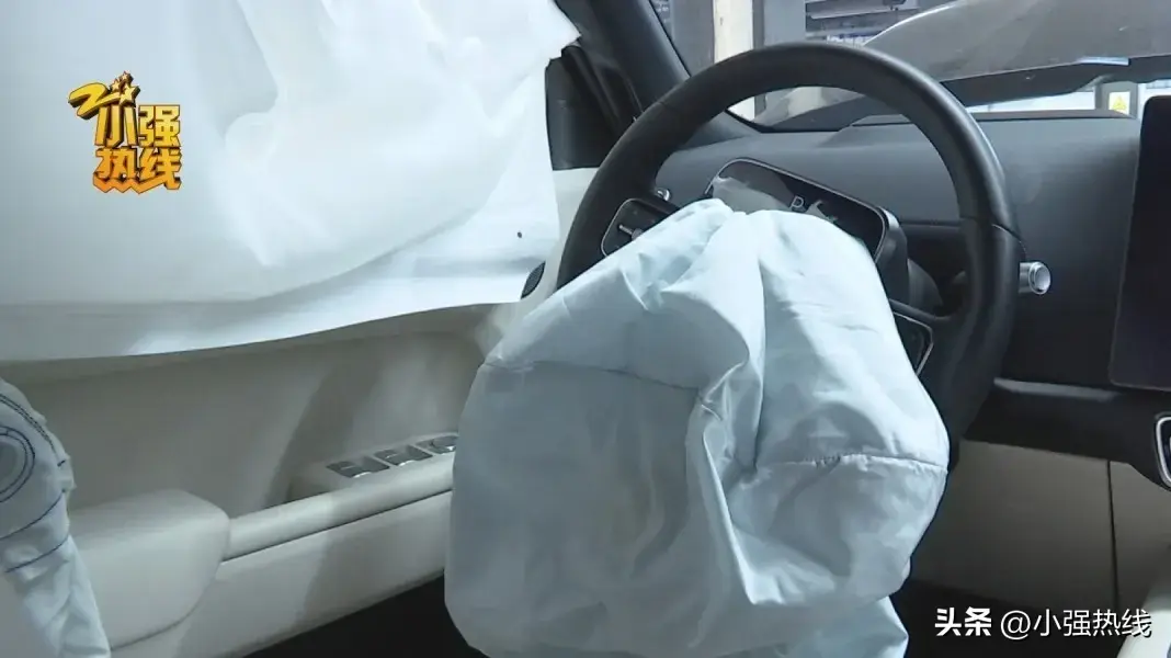 理想L9高速上突然变道，撞车后反而加速冲撞？司机多处骨折！这句话要听劝！