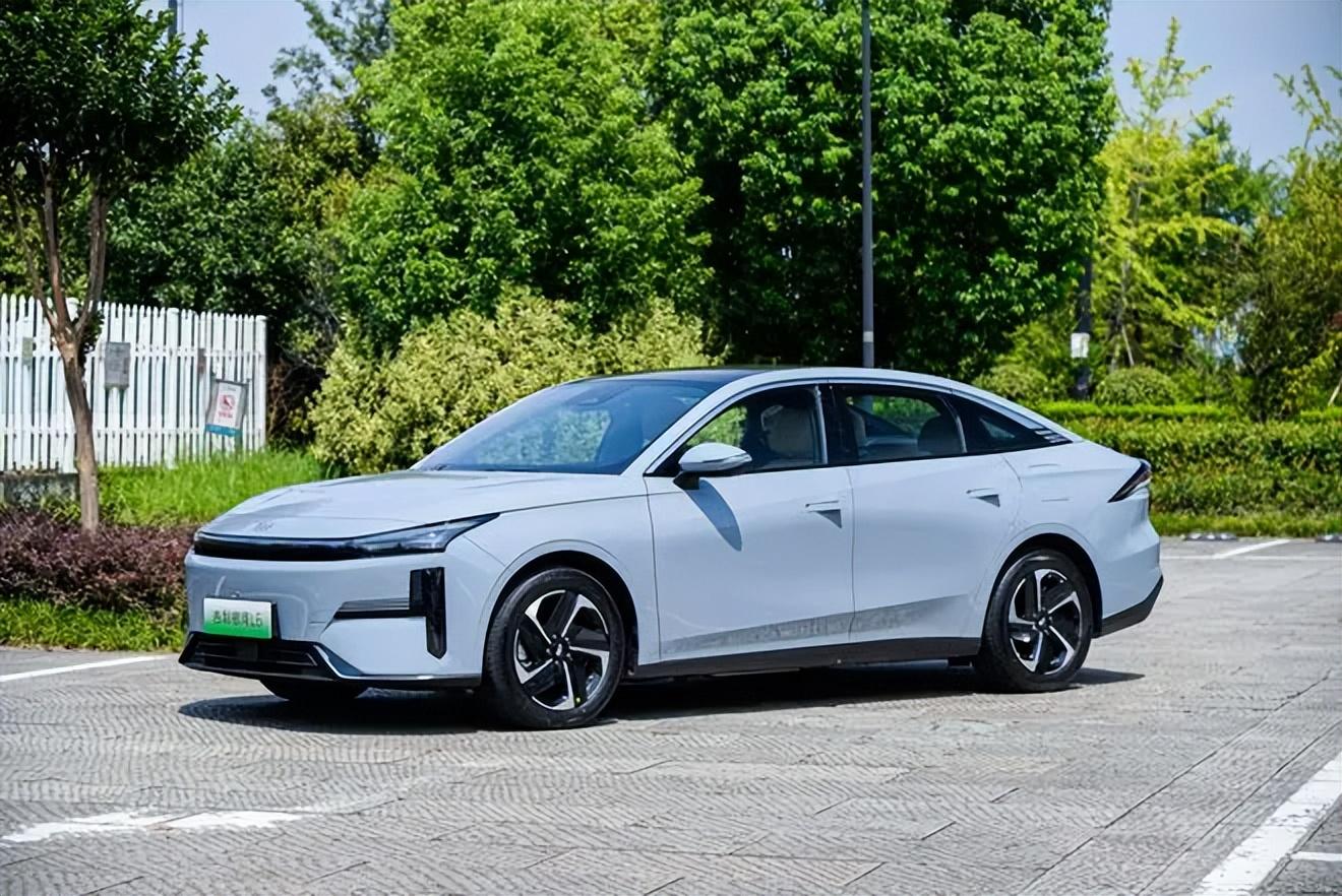 最耐用的5款新能源汽车，续航长、省心，开上30年都不用修