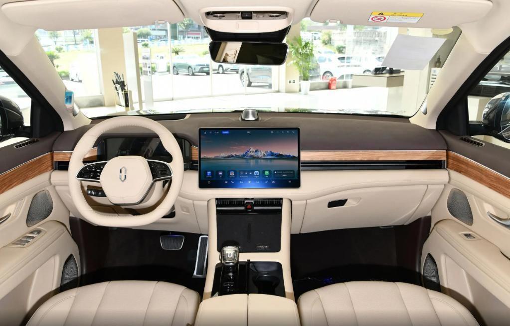 20-30万元的新能源，Model Y/问界M7/极氪001/昊铂HT该怎么选？