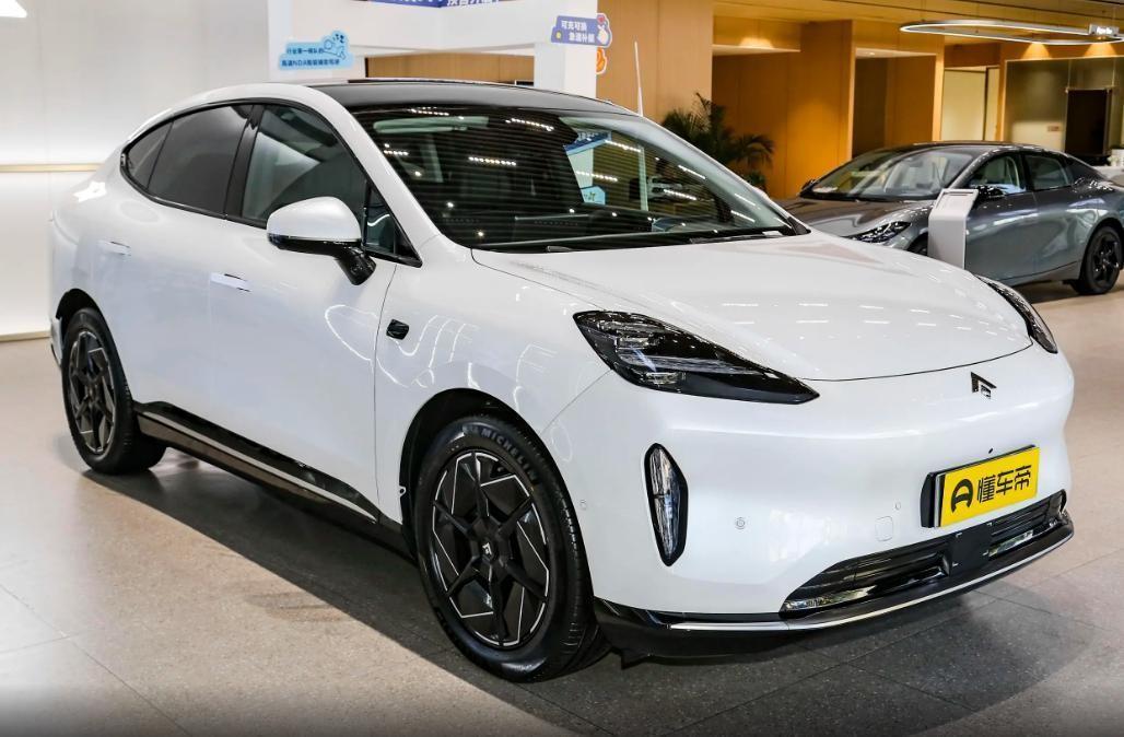 20-30万元的新能源，Model Y/问界M7/极氪001/昊铂HT该怎么选？