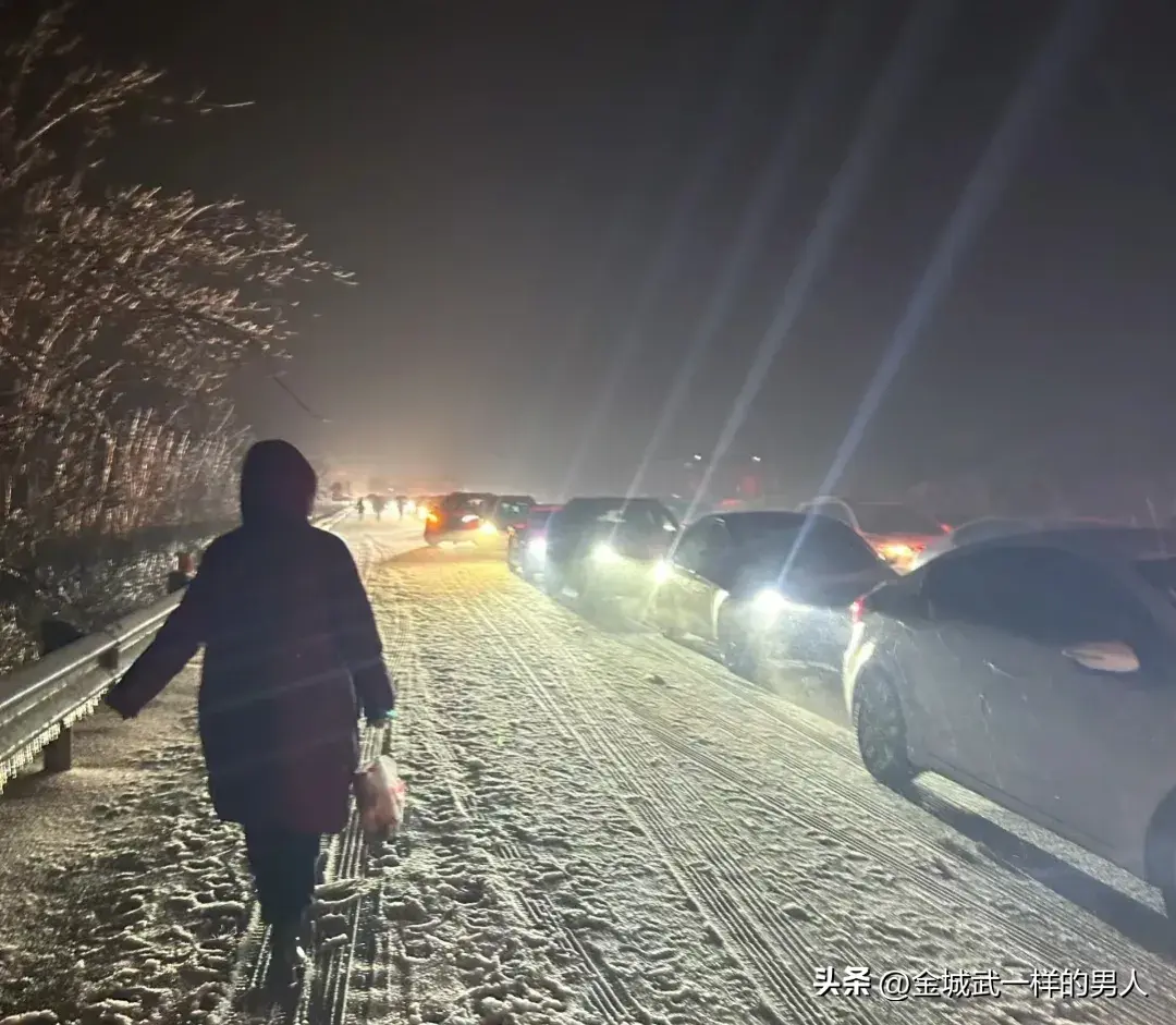 传统燃油车VS新能源汽车，你选哪一个？