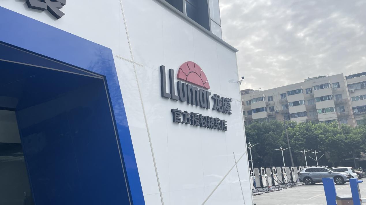 理想L6与L7/L8前挡隔热差距巨大，所以有了这篇贴膜攻略