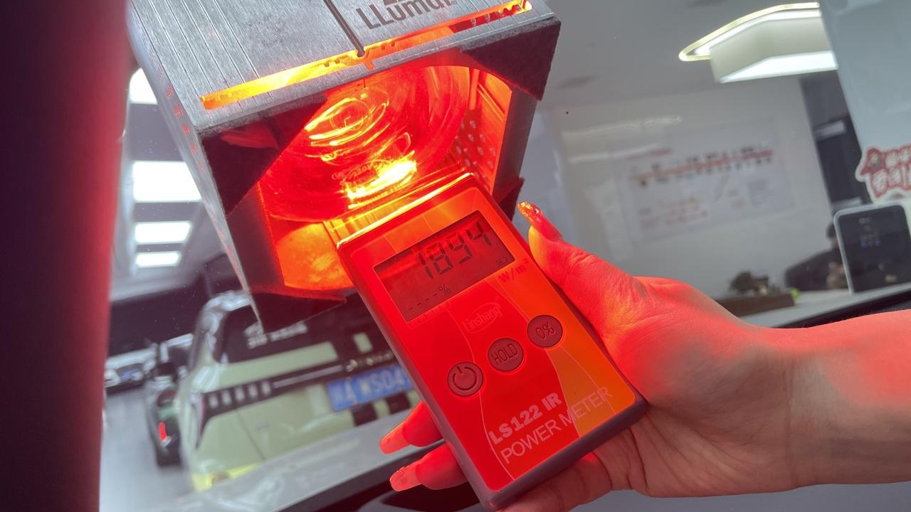 理想L6与L7/L8前挡隔热差距巨大，所以有了这篇贴膜攻略