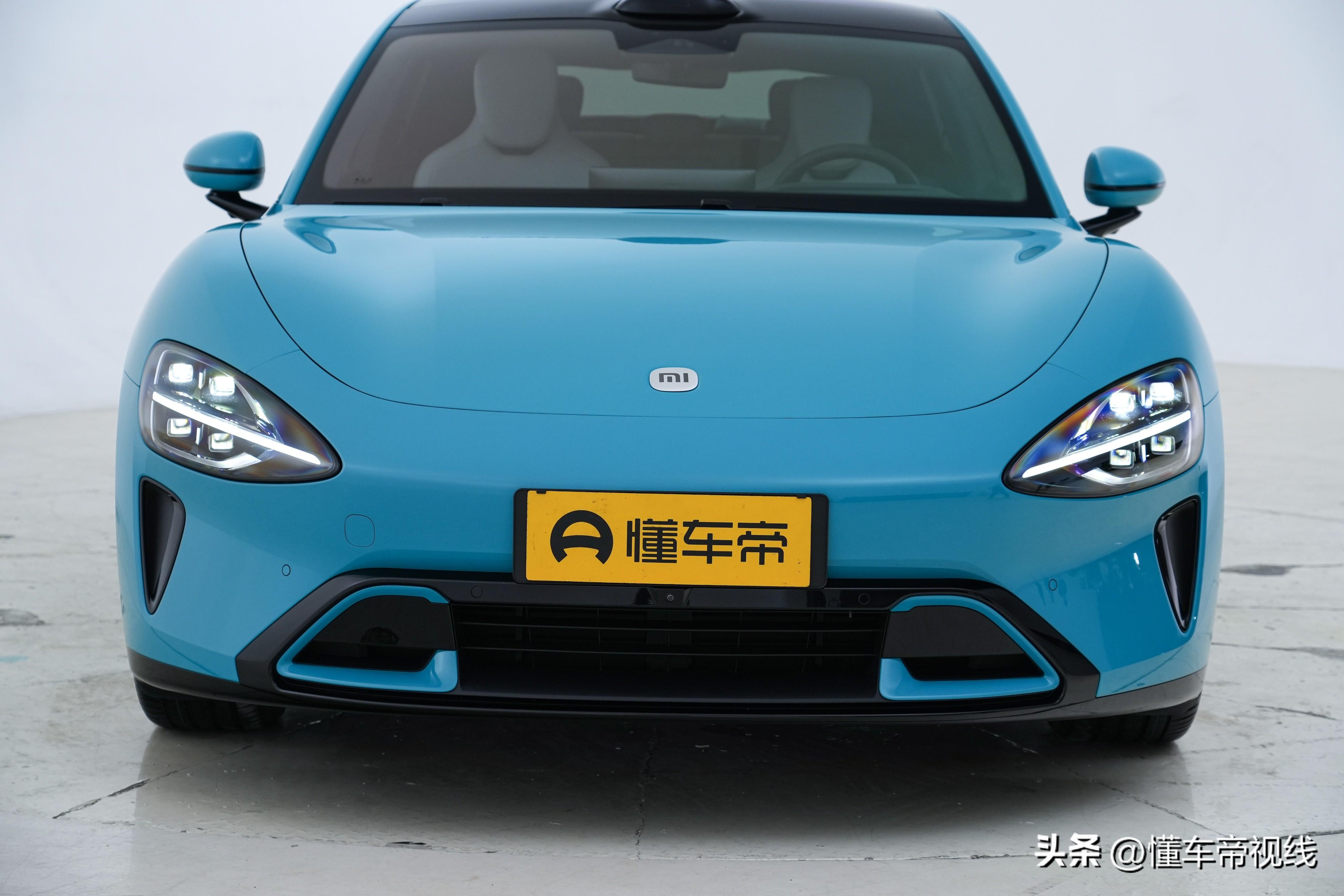 新车 | “零百”2.78秒/空气悬架/800伏快充等，小米SU7实拍解析