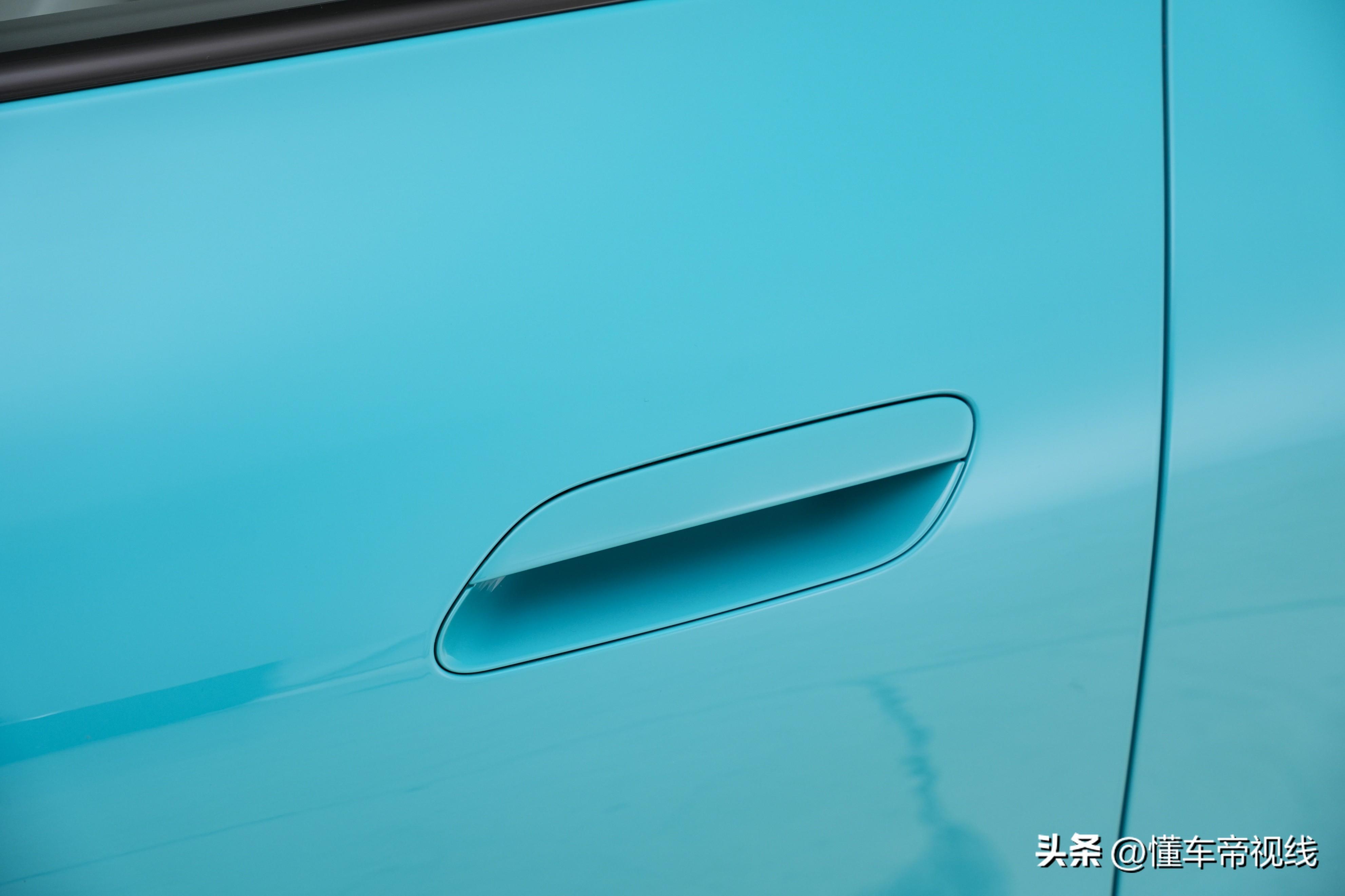新车 | “零百”2.78秒/空气悬架/800伏快充等，小米SU7实拍解析