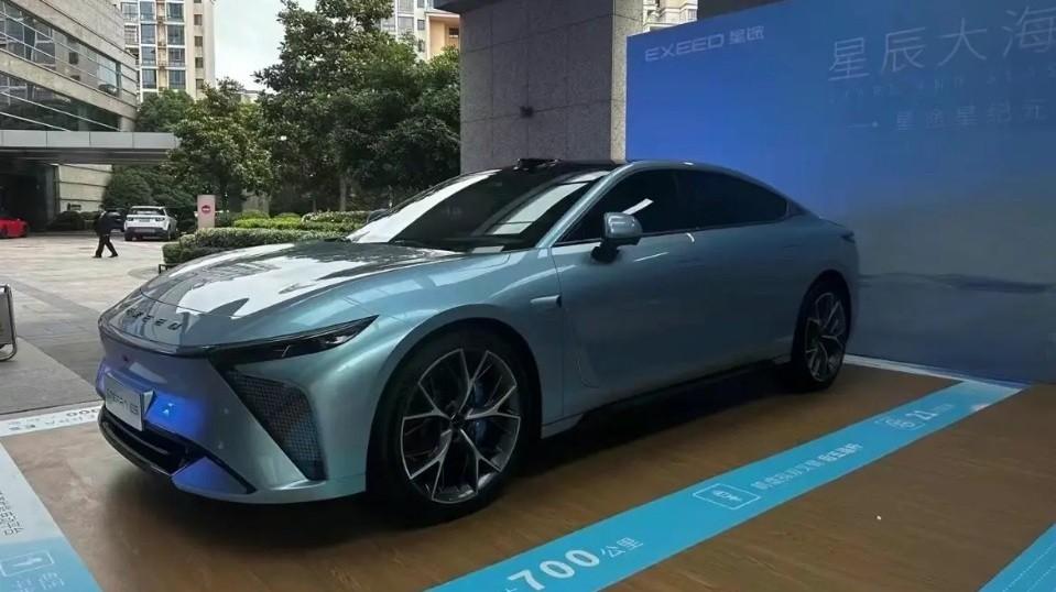 1000万内最好？问界M9到底是何水平？5个问答聊透TA