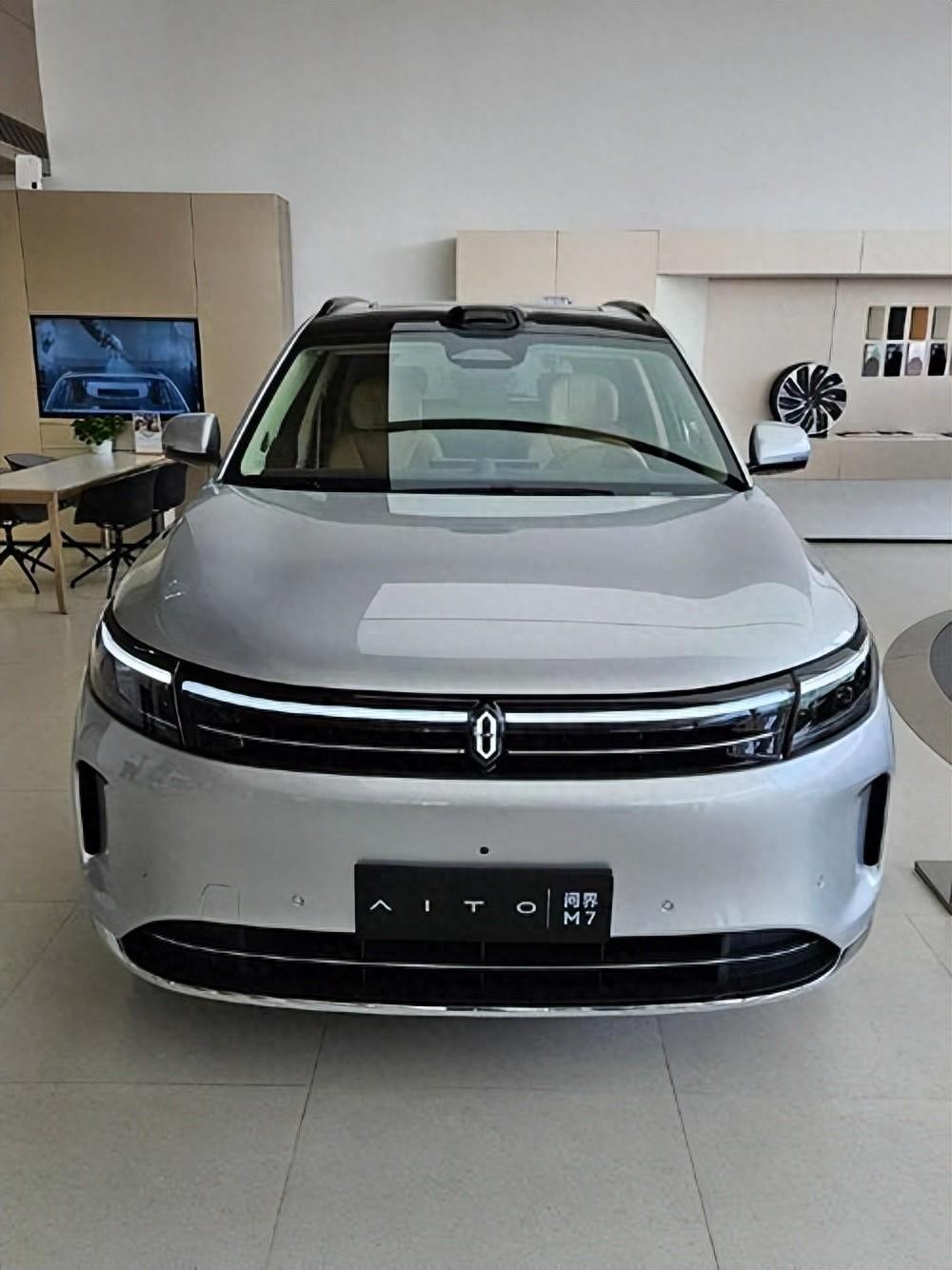 问界M7轮胎咋这么快就磨平了？是质量不行还是开车太猛？