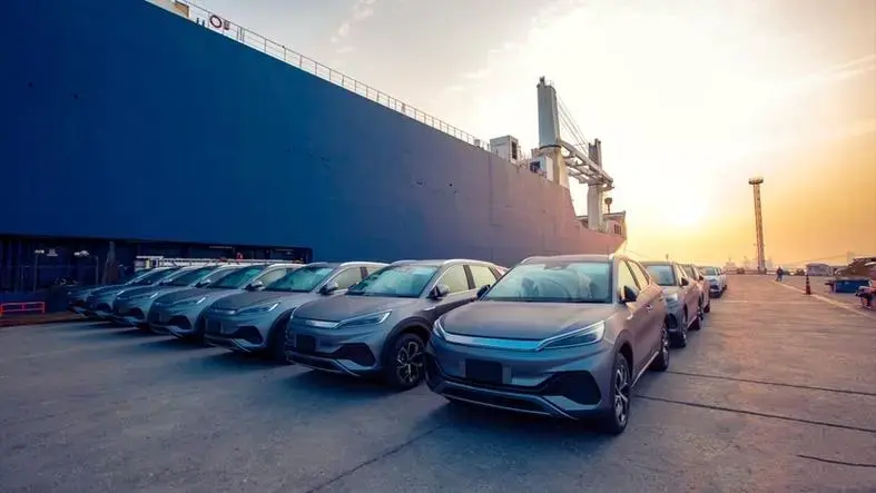 美国最早发展新能源汽车，为啥还打不过中国？背后内幕令人艳羡