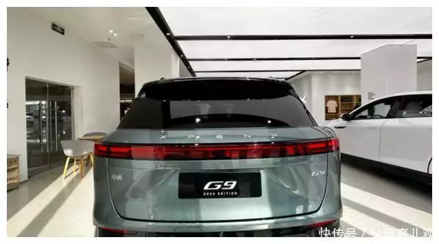 体验小鹏G9，配“5D音乐舱”，XNGP功能完善，提升驾驶安全笑哭！河南一女子得知男友叫过前女友宝宝时，狠狠咬了男友一口