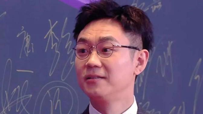 问界M9席卷明星圈：于和伟胡军等纷纷入手，这款国产SUV凭什