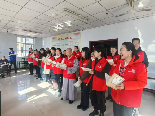 爱心传递，情暖夕阳--陪伴式70精进营“老吾老以及人之老”公益活动纪实