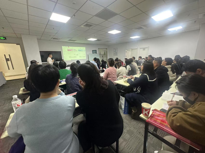 助听器验配师就业前景：老龄化时代的黄金职业选择