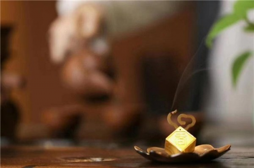 沉香送礼选哪个品牌好？想要高端有品位，务必看准这三点