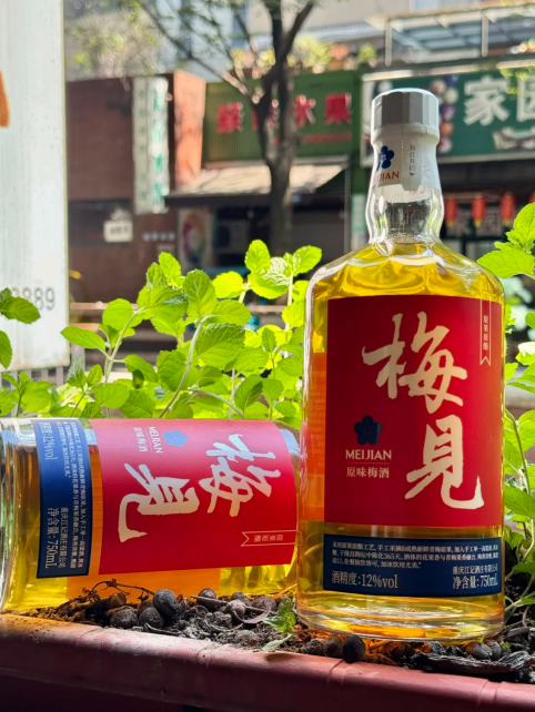 全国文旅掀起“鸡鸭鹅”美食热潮，荤肉佐餐喝好酒梅见青梅酒