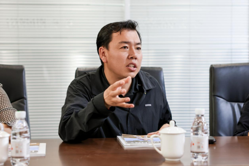 西藏自治区拉萨市墨竹工卡县领导一行莅临江苏派逊考察交流