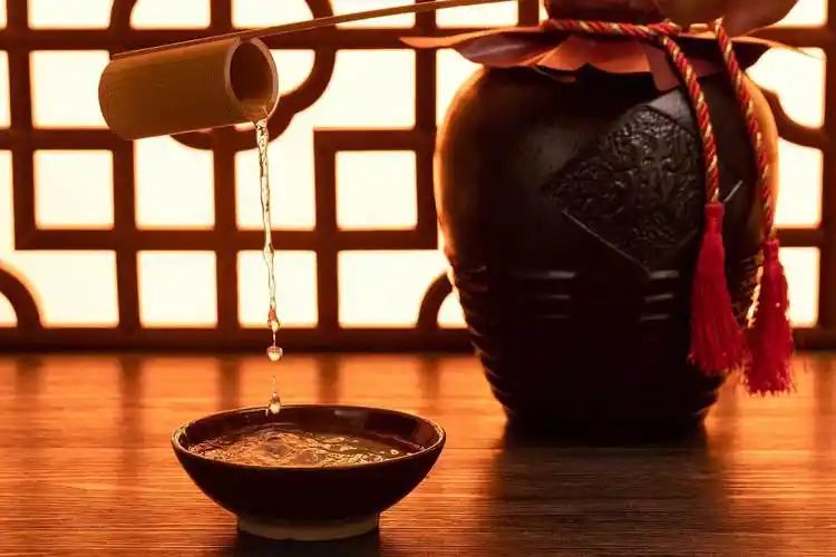 四季贵宾1998 酒：岁月陈酿的味觉华章