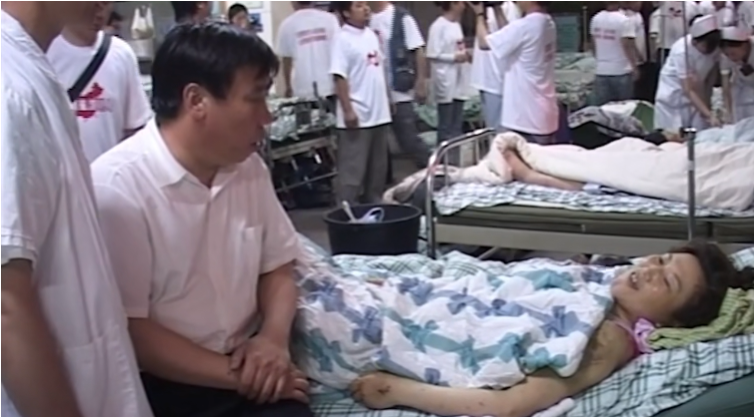 17年，我们从未忘记；32年，我们从未止步。