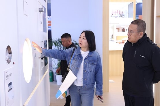 聚焦教育光环境革新，西顿照明守护亿万青少年视力健康