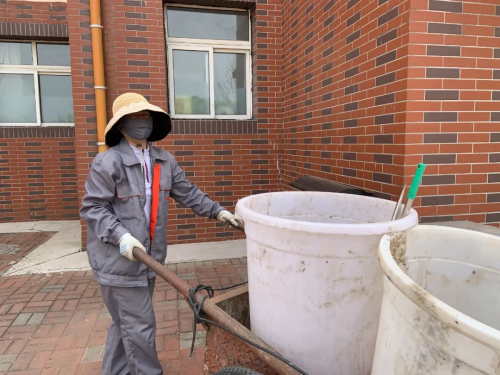 天津宝衡高中校园里的“守护者联盟”致敬每一份平凡的坚守