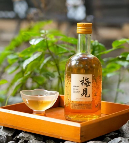 《周礼》中适婚男女的青梅之约，一起喝好酒梅见青梅酒