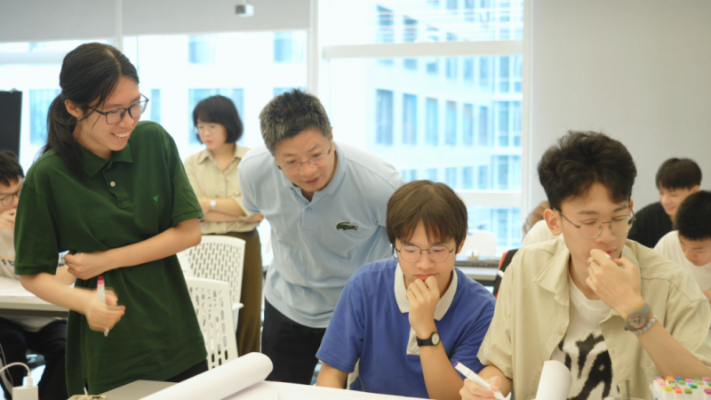 把行业共创场景向大学延伸，乐其创新SmallRig携手深职大未来技术学院开启实践营