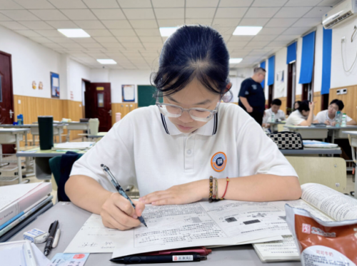 中考720分的抉择-为什么我选择了天津华衡高级中学？