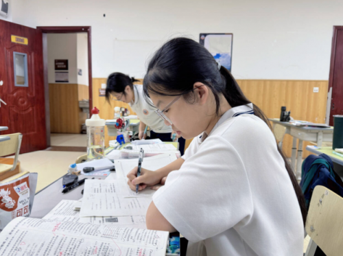中考720分的抉择-为什么我选择了天津华衡高级中学？