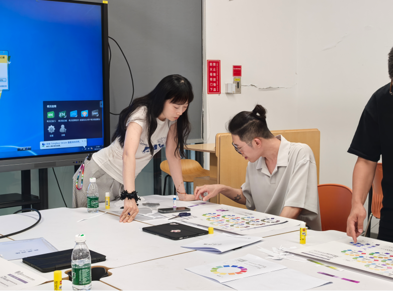 共探新视界 FotileStyle研发团队赴清华艺科中心色彩研究所开展色彩研讨