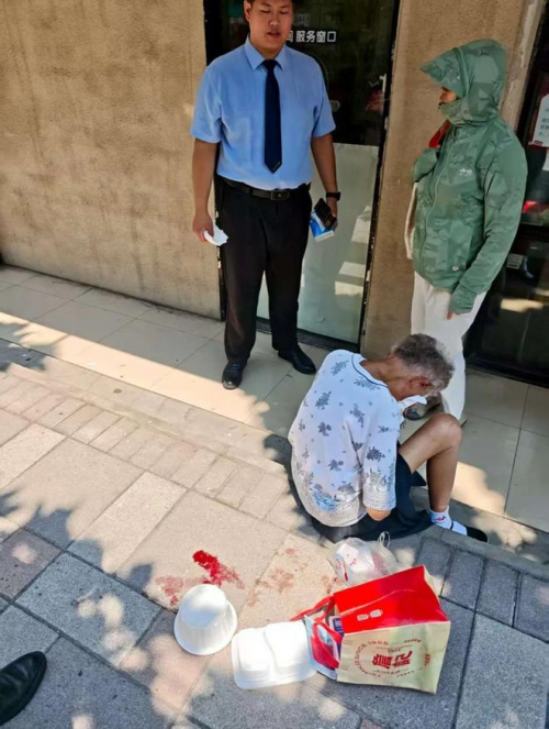 危急时刻显担当 太平洋房屋经纪人暖心救援守护申城邻里